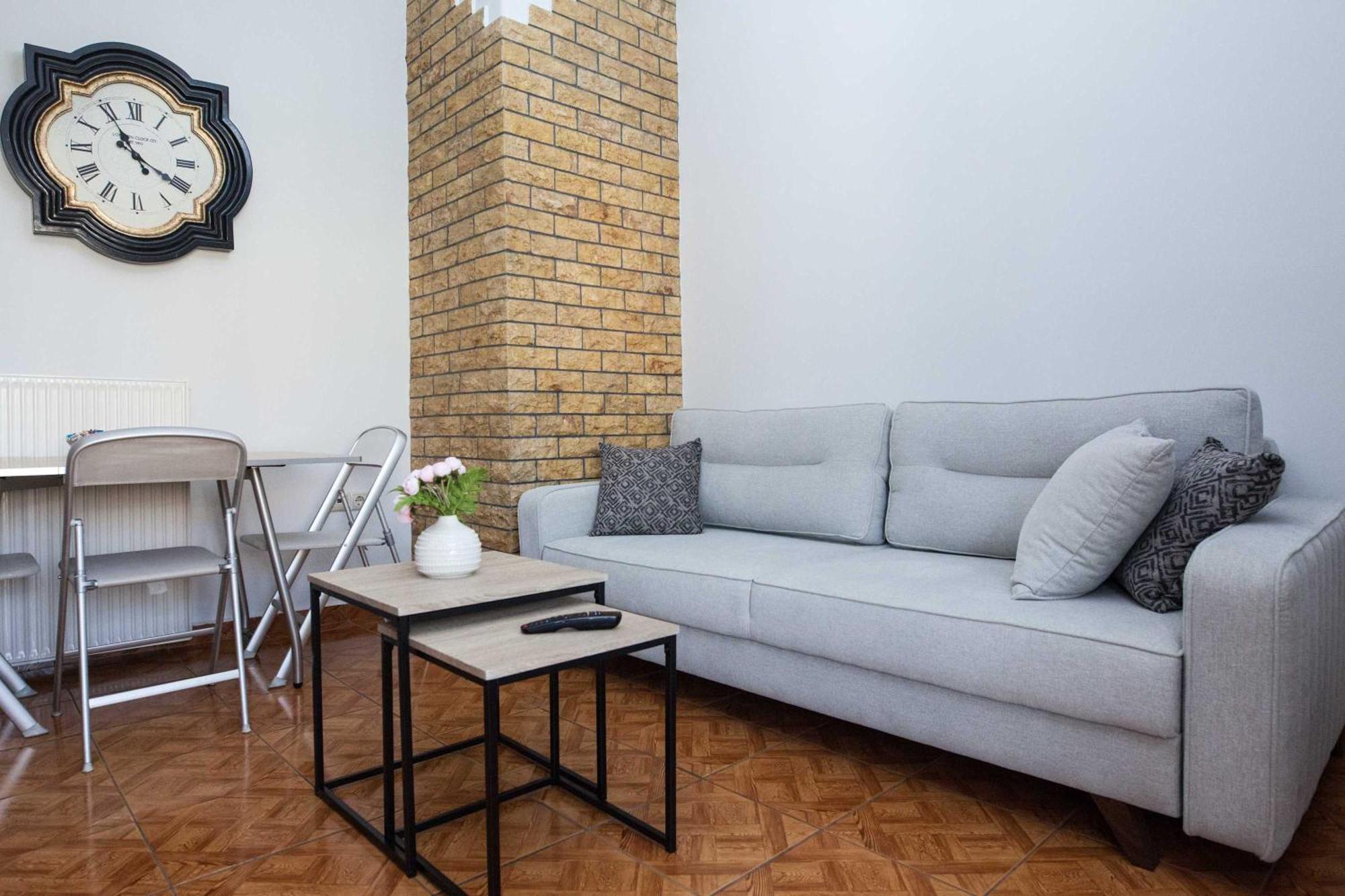 Central 2 Bd Apt With Balcony By Monastiraki 雅典 外观 照片
